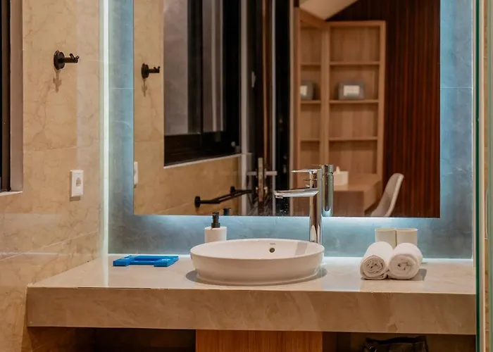 Avana By Fays Hospitality Villa Jimbaran (Bali)